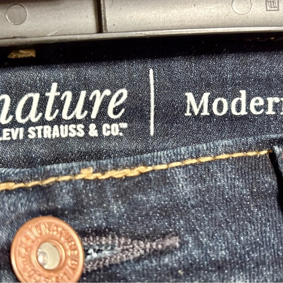 Signature by Levi Strauss Blue Straight Leg Jeans - Picture 5 of 5